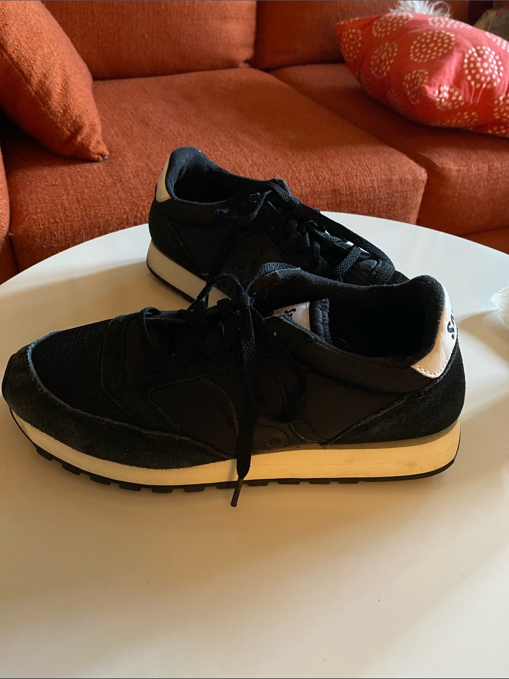 SAUCONY Women’s Black Casual Lace-Up Sneakers! Size 9